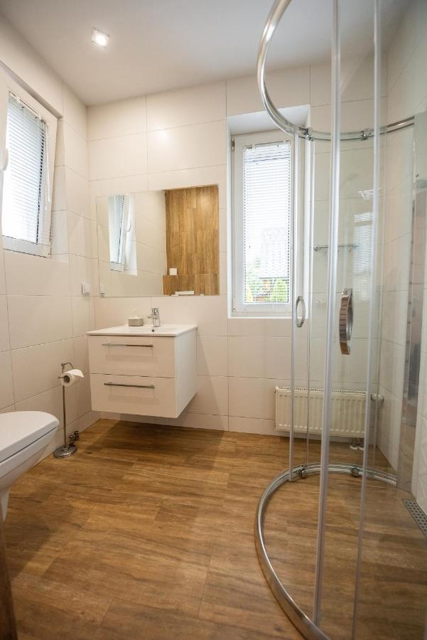 Skalny Apartamenty, Pokoje Ogrodzieniec Esterno foto