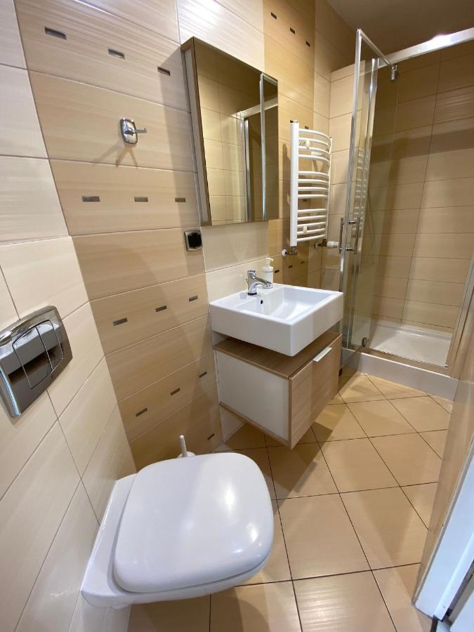 Skalny Apartamenty, Pokoje Ogrodzieniec Esterno foto
